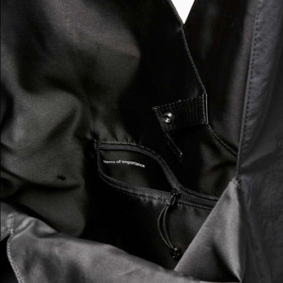 🍋Lululemon Cross It Off Tote, NWT - Picture 4 of 8